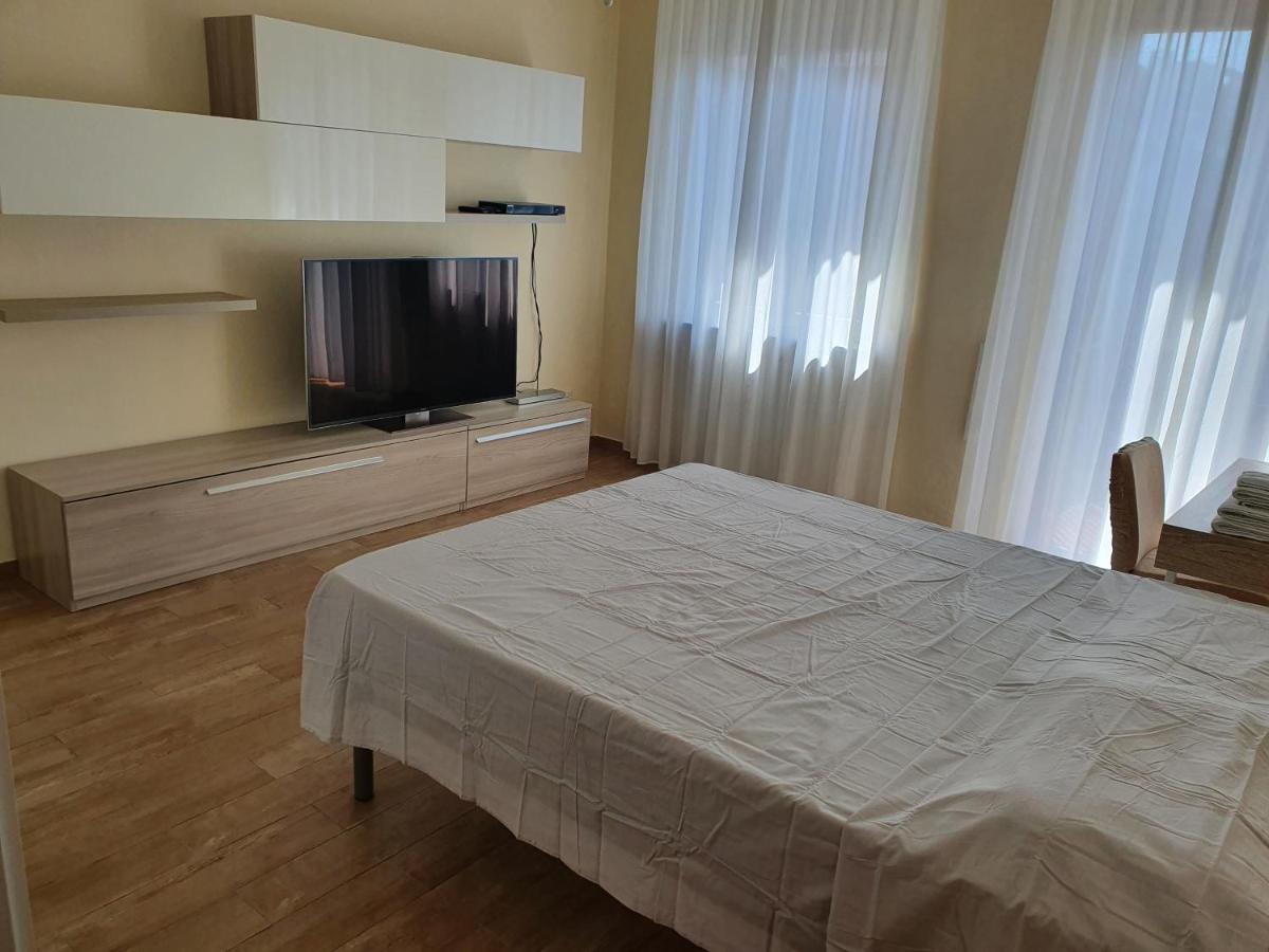 Apartamento De Candia House Rescaldina Exterior foto