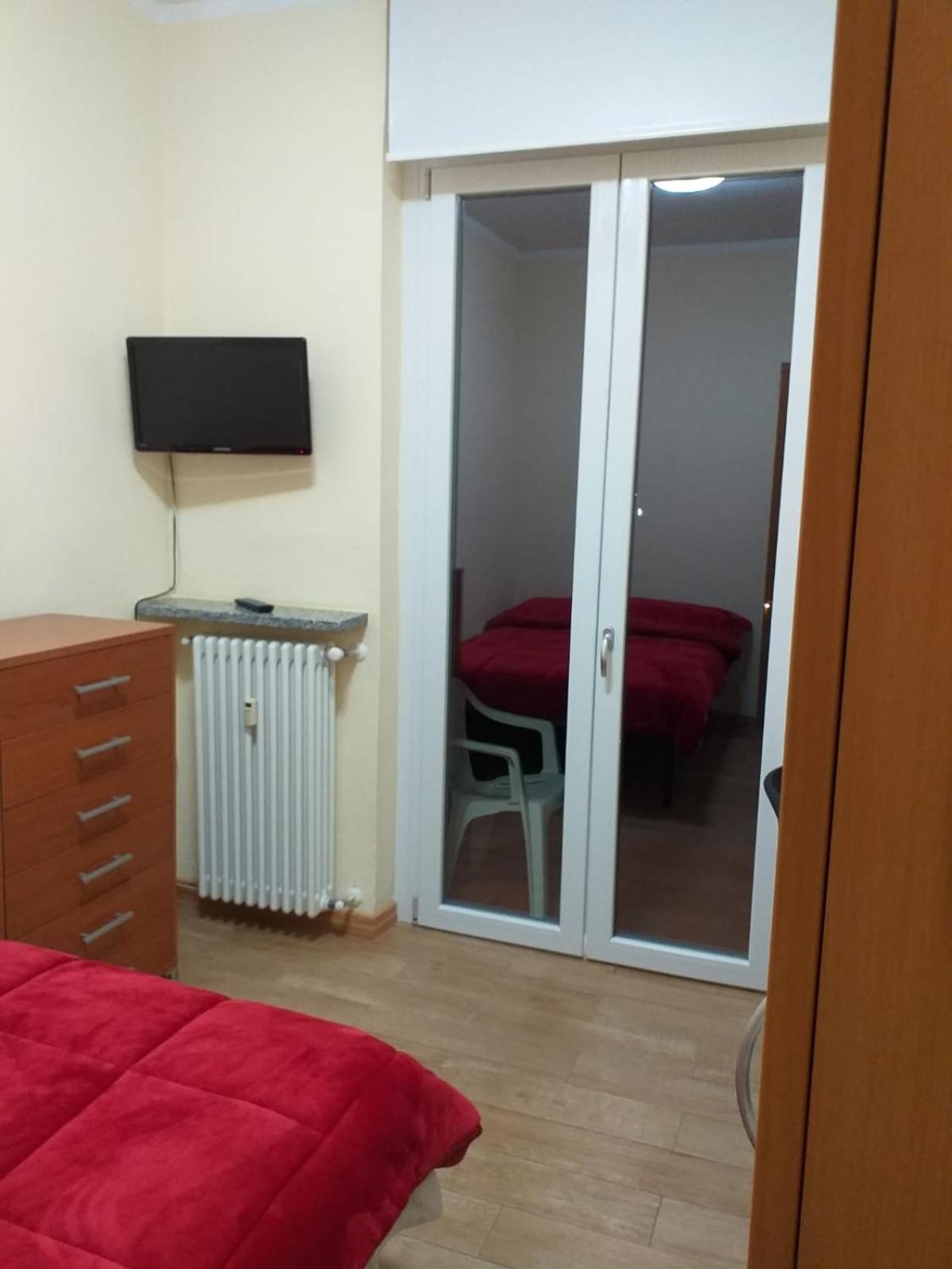 Apartamento De Candia House Rescaldina Habitación foto